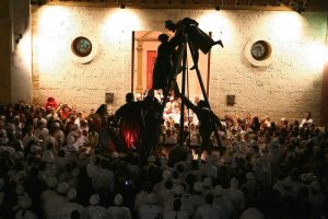 Lee más sobre el artículo La afluencia de turistas en Semana Santa ha sido constante y la hostelería cuelga el cartel de ‘completo’ Jueves y Viernes Santo